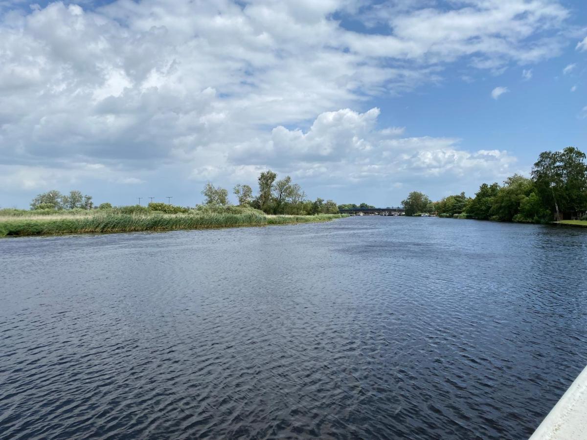 Schwimmpod An Der Peene アンクラム エクステリア 写真
